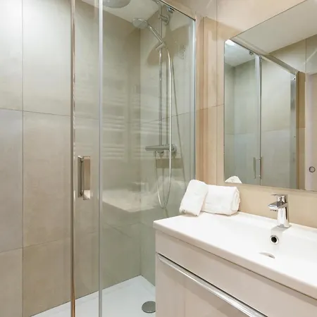 L'elegant Yourhosthelper *