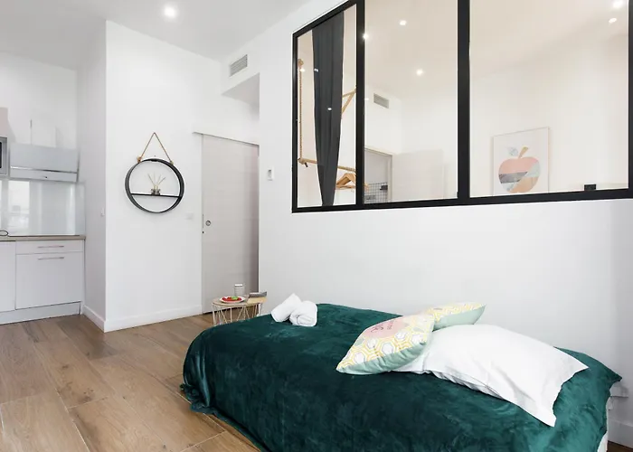 L'elegant Yourhosthelper