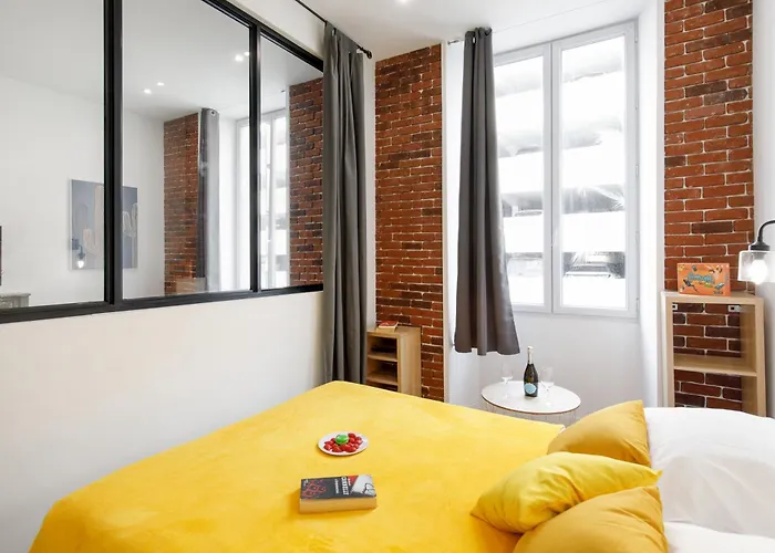 L'elegant Yourhosthelper شقة