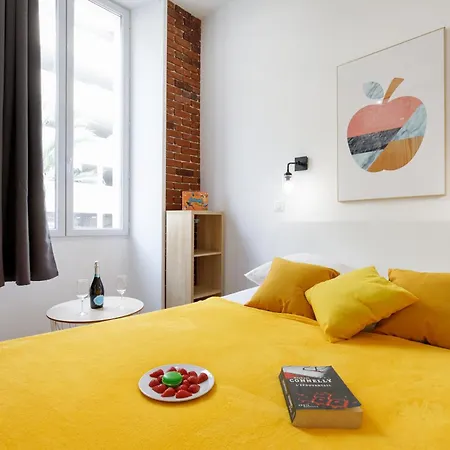 L'elegant Yourhosthelper *