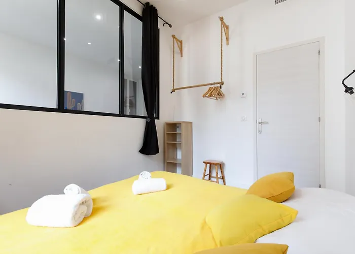 L'elegant Yourhosthelper *